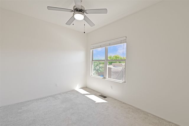 7023 Vuelta Vistoso, Santa Fe, NM 87507