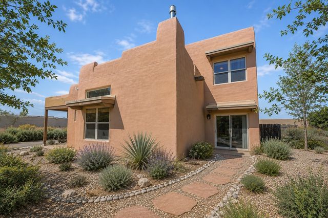7023 Vuelta Vistoso, Santa Fe, NM 87507