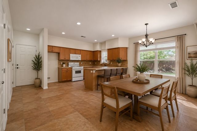 7023 Vuelta Vistoso, Santa Fe, NM 87507