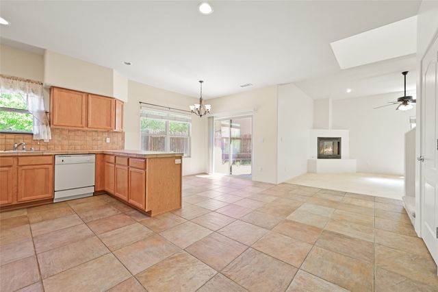 7023 Vuelta Vistoso, Santa Fe, NM 87507