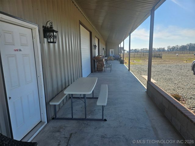 3226 Lark Road, Kingston, OK 73439