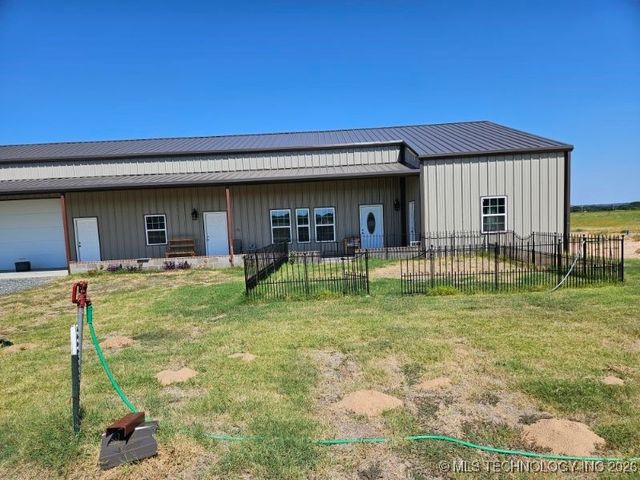 3226 Lark Road, Kingston, OK 73439