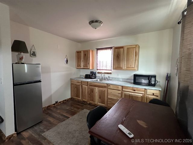 3226 Lark Road, Kingston, OK 73439