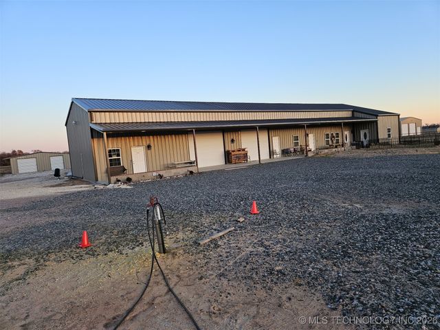 3226 Lark Road, Kingston, OK 73439