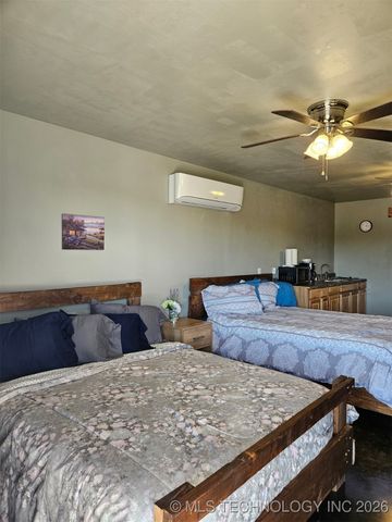 3226 Lark Road, Kingston, OK 73439