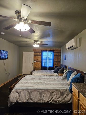 3226 Lark Road, Kingston, OK 73439