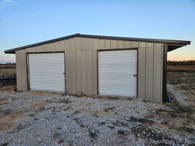 3226 Lark Road, Kingston, OK 73439