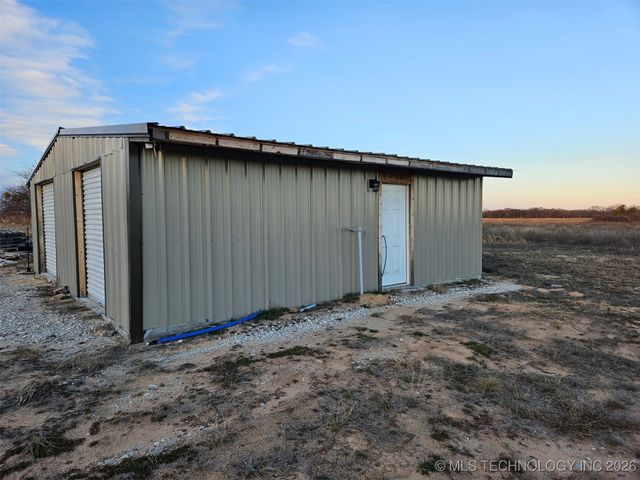 3226 Lark Road, Kingston, OK 73439