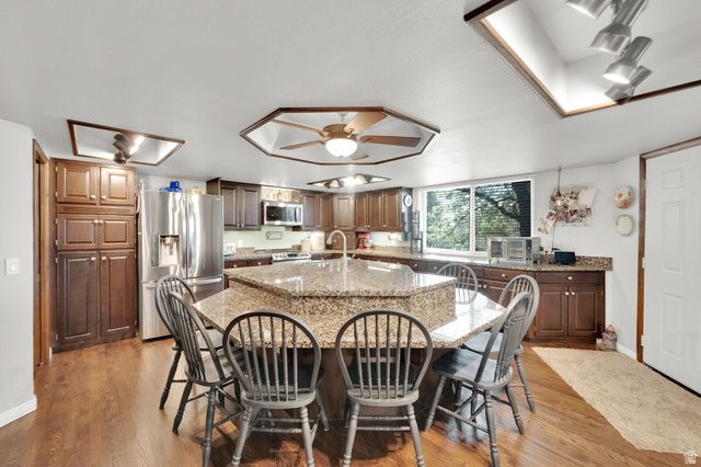 698 E 200 S, Bountiful, UT 84010