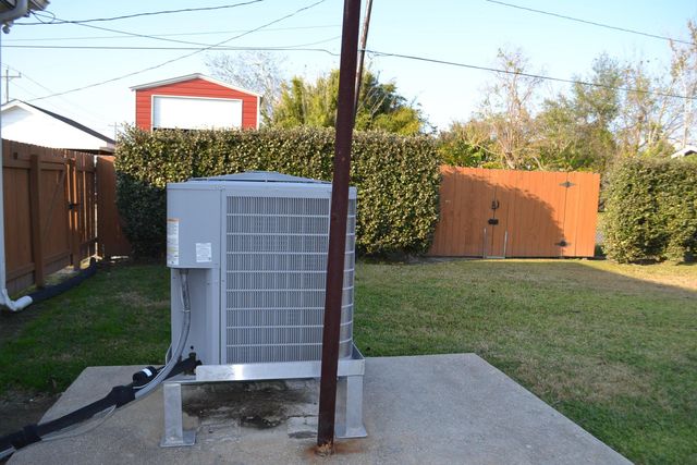 17449 East Main Street, Galliano, LA 70354