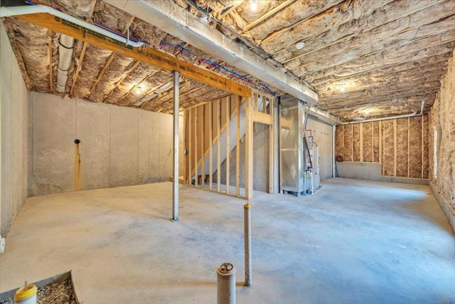 1109 Niagara RD, Vinton, VA 24179