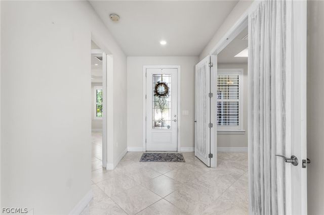 11719 Bowes CIR, Fort Myers, FL 33913