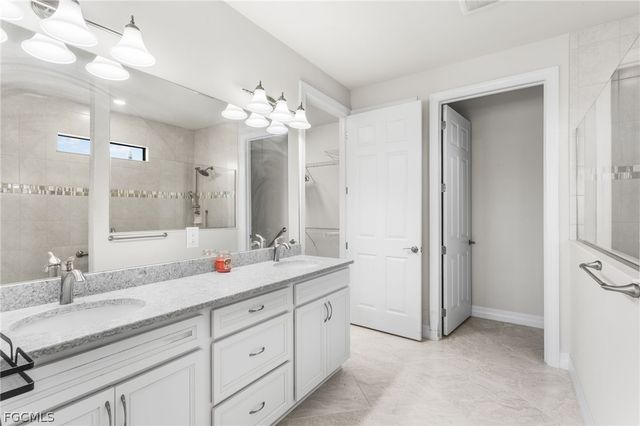 11719 Bowes CIR, Fort Myers, FL 33913