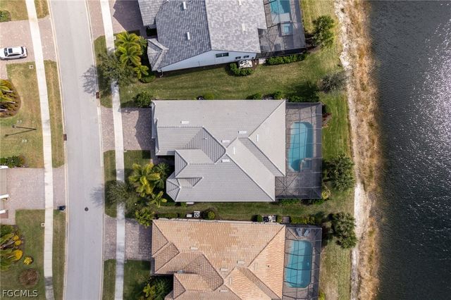 11719 Bowes CIR, Fort Myers, FL 33913