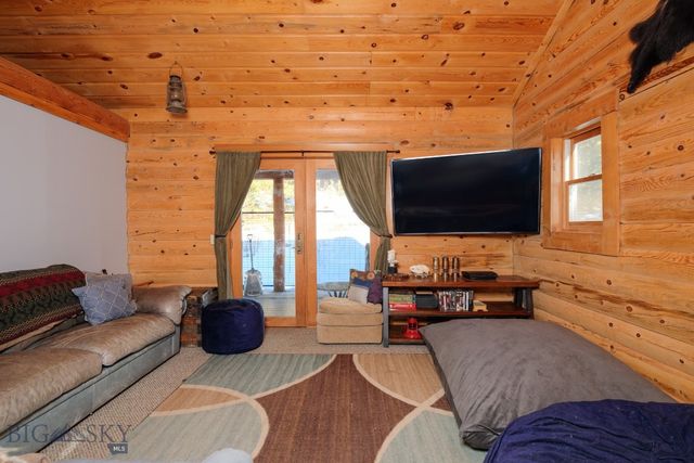 1155 &1269 Dudley Creek Road, Gallatin Gateway, MT 59730