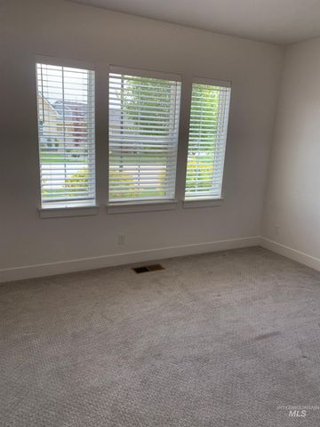 11462 W Heliopsis Dr, Star, ID 83669