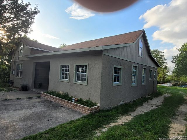 415 Gray, San Antonio, TX 78208