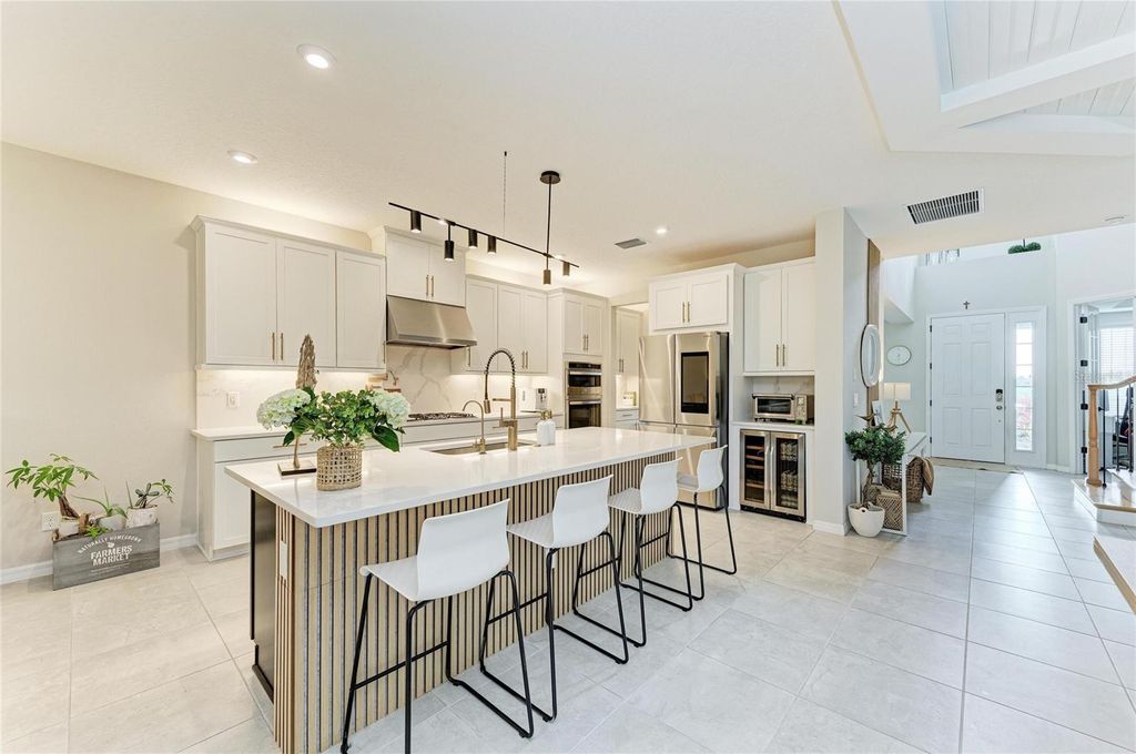 Image 16 of property listing at 16528 PAYNES MILL DRIVE, Bradenton, FL 34211