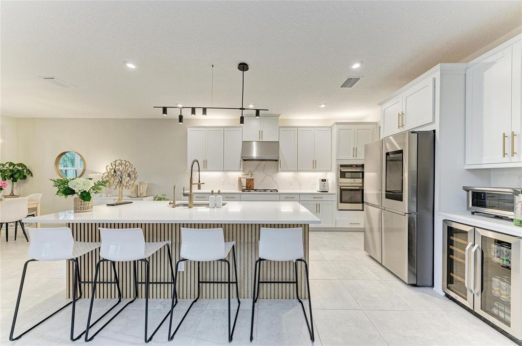 Image 18 of property listing at 16528 PAYNES MILL DRIVE, Bradenton, FL 34211