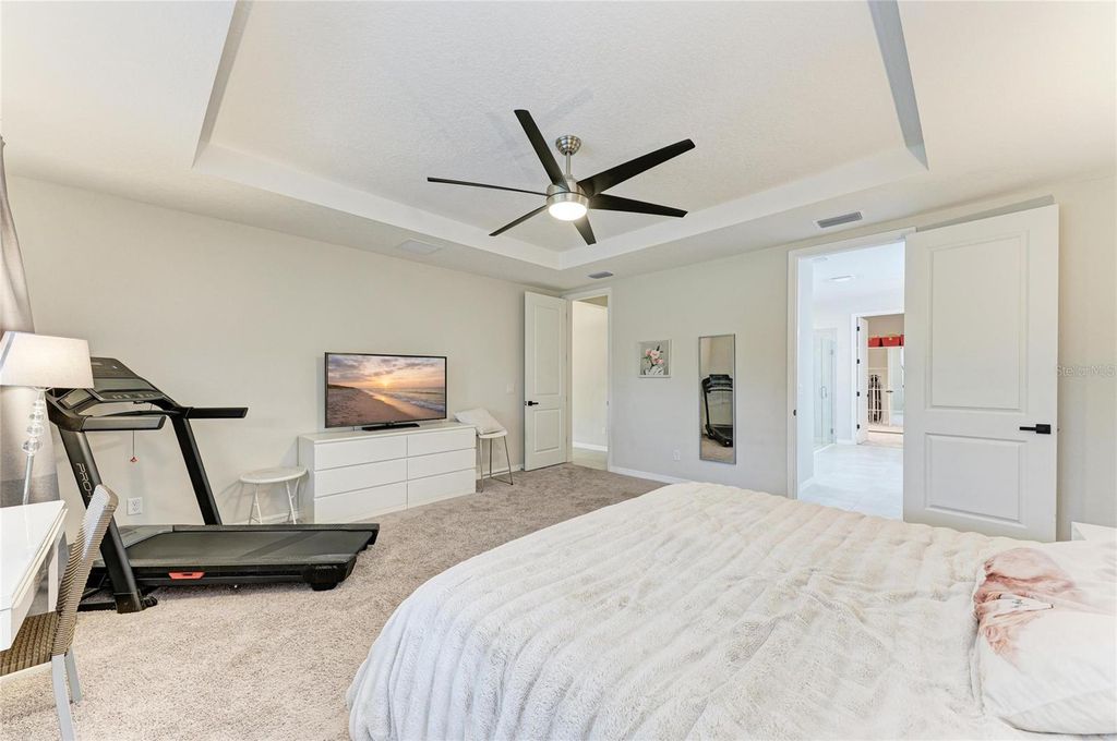 Image 33 of property listing at 16528 PAYNES MILL DRIVE, Bradenton, FL 34211