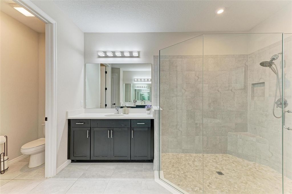 Image 38 of property listing at 16528 PAYNES MILL DRIVE, Bradenton, FL 34211