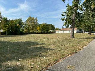 1888 McCartney Avenue, Ypsilanti, MI 48198