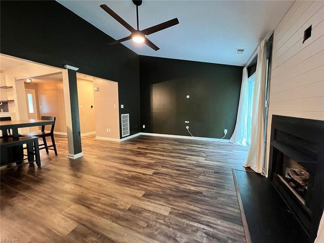 120 Misty Ridge LN, Suffolk, VA 23434
