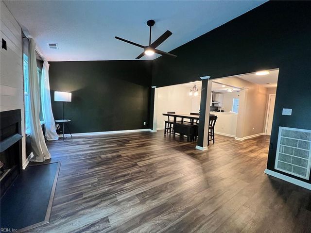 120 Misty Ridge LN, Suffolk, VA 23434