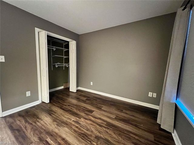 120 Misty Ridge LN, Suffolk, VA 23434