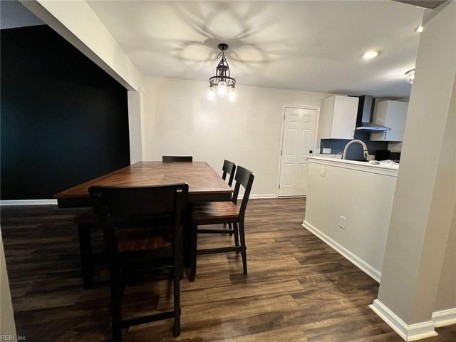 120 Misty Ridge LN, Suffolk, VA 23434