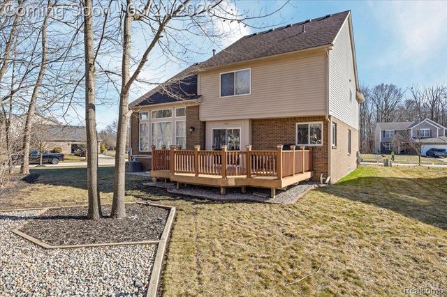 43968 Timberview Court, Van Buren, MI 48111