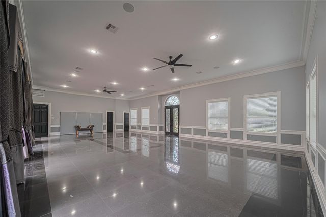 2602 Avenue L, Santa Fe, TX 77510