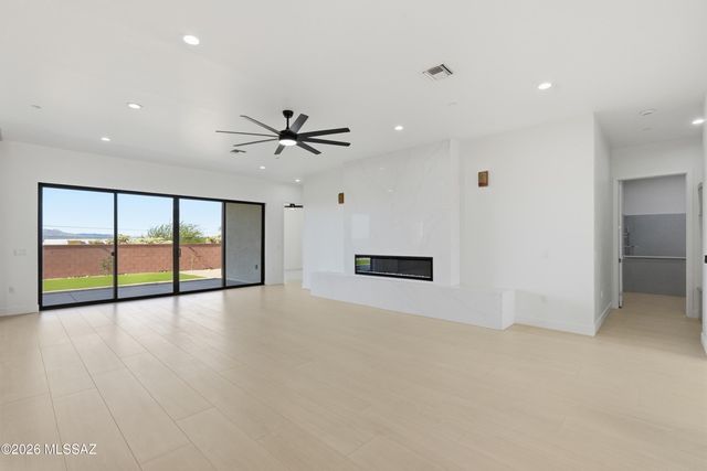 3390 Jayte Court W, Tucson, AZ 85745