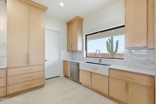 3390 Jayte Court W, Tucson, AZ 85745