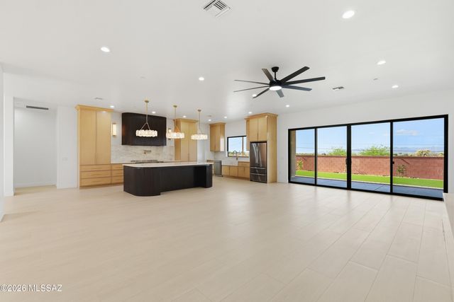3390 Jayte Court W, Tucson, AZ 85745