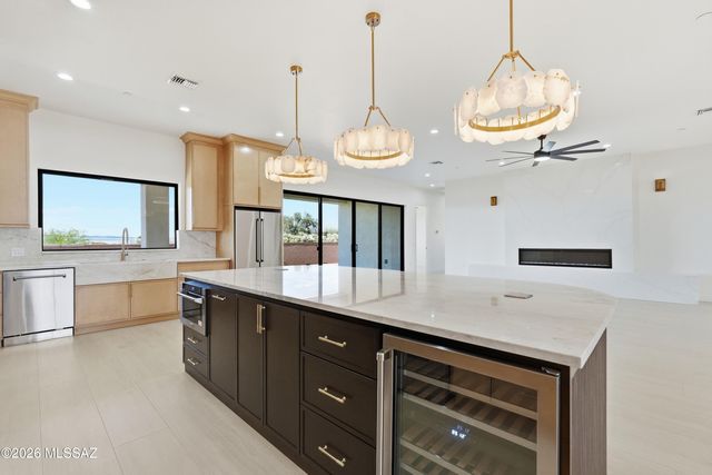 3390 Jayte Court W, Tucson, AZ 85745