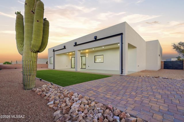 3390 Jayte Court W, Tucson, AZ 85745