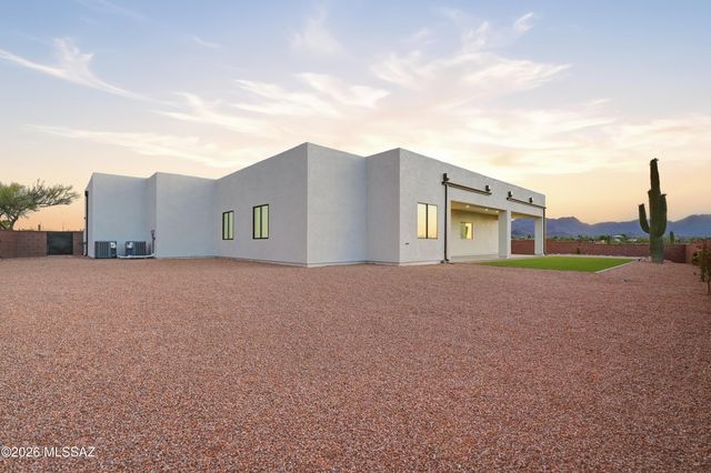 3390 Jayte Court W, Tucson, AZ 85745