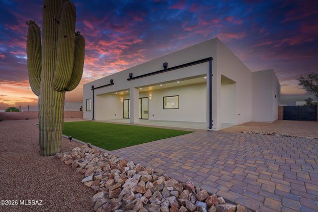 3390 Jayte Court W, Tucson, AZ 85745