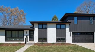 703 N Gibbons Avenue, Arlington Heights, IL 60004