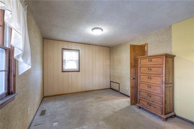 21001 E 307th Street, Harrisonville, MO 64701