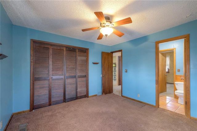 21001 E 307th Street, Harrisonville, MO 64701