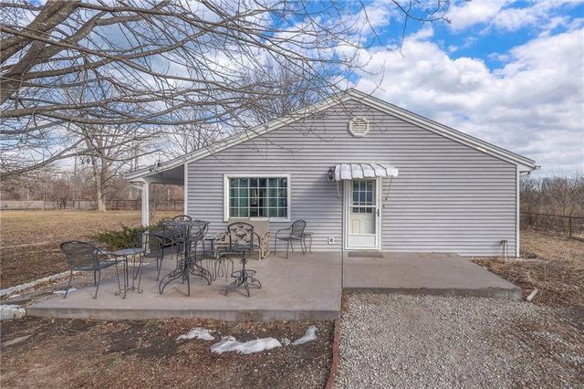 21001 E 307th Street, Harrisonville, MO 64701