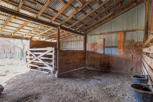 21001 E 307th Street, Harrisonville, MO 64701