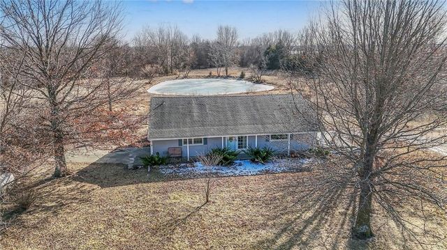 21001 E 307th Street, Harrisonville, MO 64701