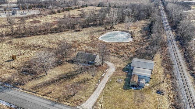 21001 E 307th Street, Harrisonville, MO 64701