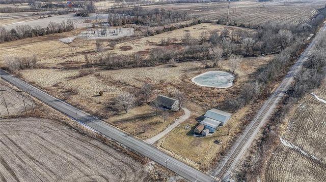 21001 E 307th Street, Harrisonville, MO 64701