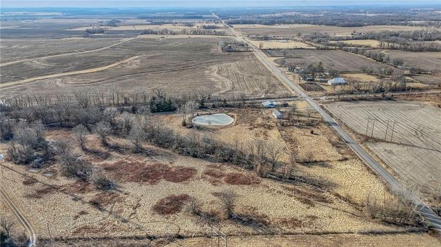 21001 E 307th Street, Harrisonville, MO 64701