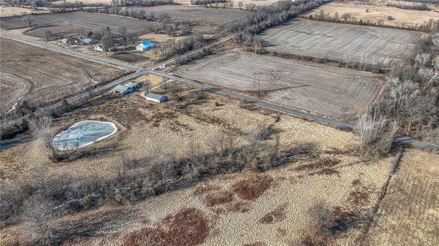 21001 E 307th Street, Harrisonville, MO 64701