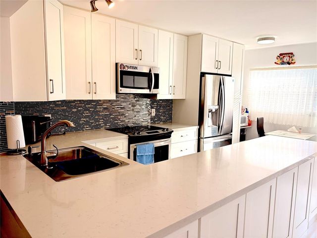 23099 Barwood Lane 308, Boca Raton, FL 33428